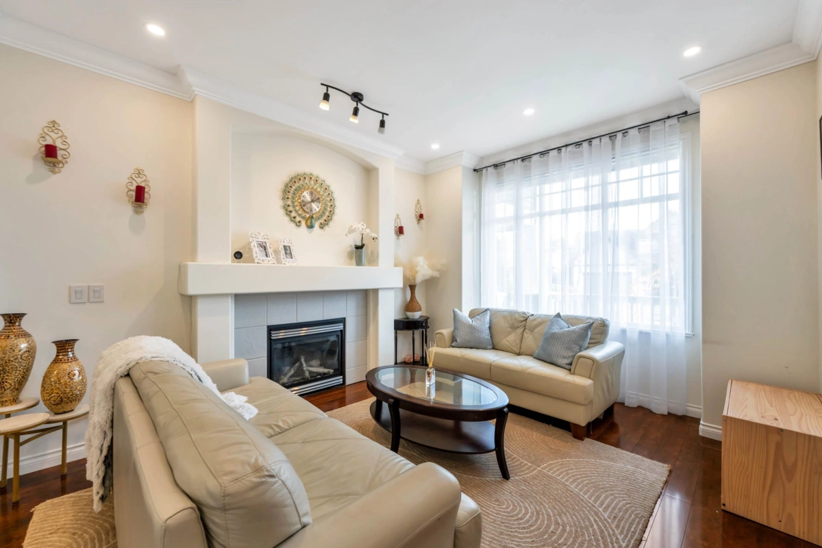 Family Room Photo of 6185 167a Street, Surrey, BC