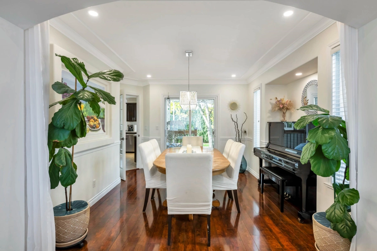 Kitchen Photo of 6185 167a Street, Surrey, BC