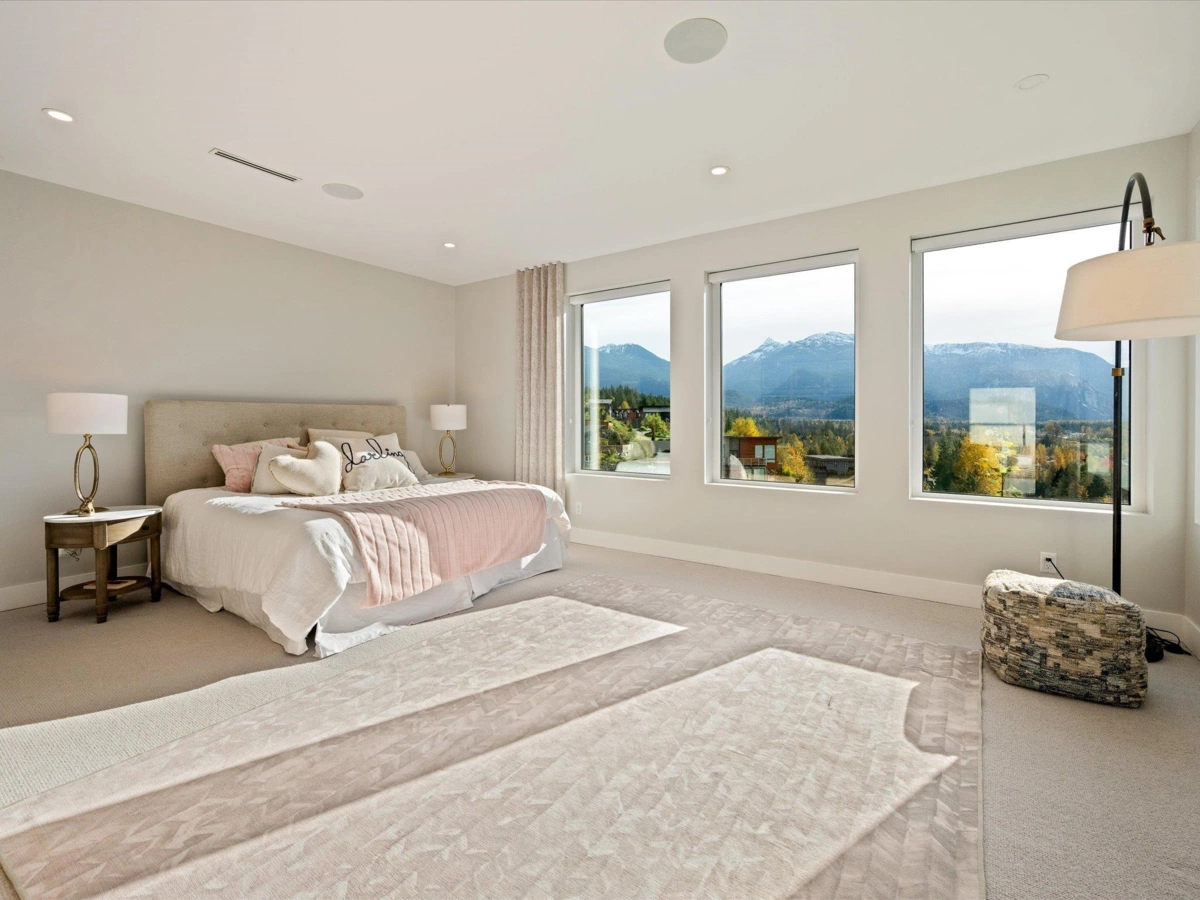 Entry Foyer Photo of 41337 Horizon Drive, Squamish, BC