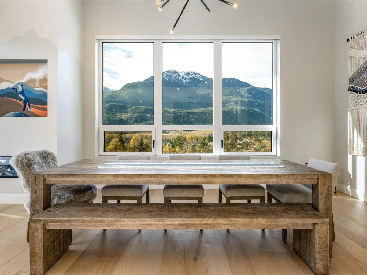 Guest Bathroom Photo of 41337 Horizon Drive, Squamish, BC