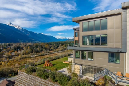 41337 Horizon Drive, Squamish, BC, Squamish — Single Family Residence for sale