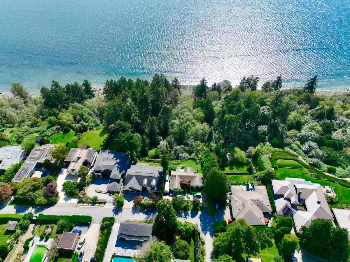 Garage Interior Photo of 13910 Terry Road, White Rock, BC