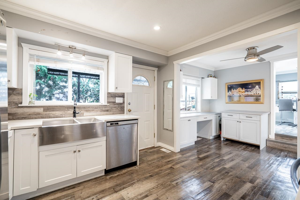 Breakfast Nook Photo of 4729 64 Street, Delta, BC