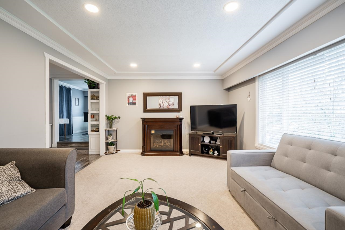 Kitchen Photo of 4729 64 Street, Delta, BC