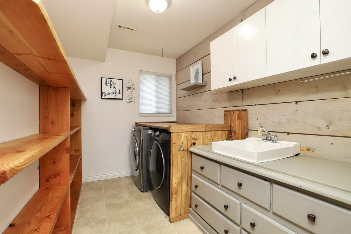 Mudroom Photo of 11634 238a Street, Maple Ridge, BC