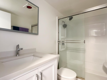 Primary Bedroom Photo of 502 320 Royal Avenue, New Westminster, BC
