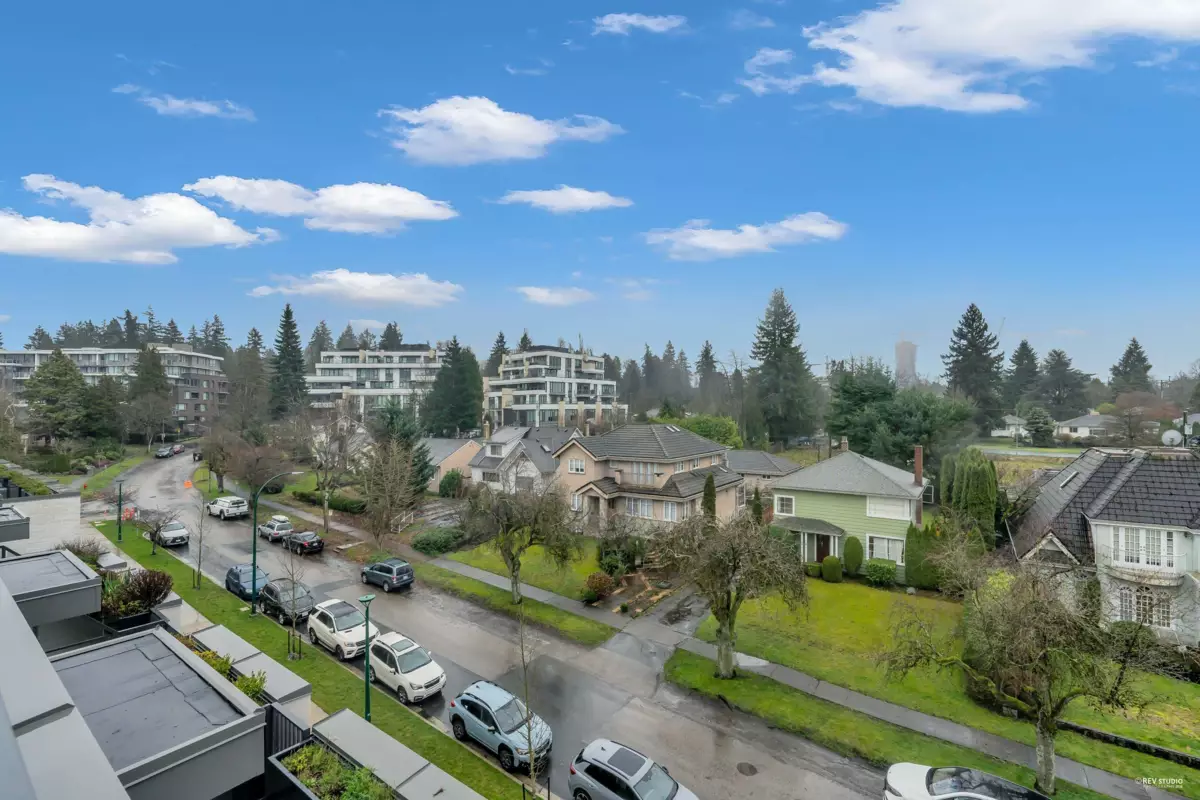 Aerial View of 659 W 30th Avenue, Vancouver, BC