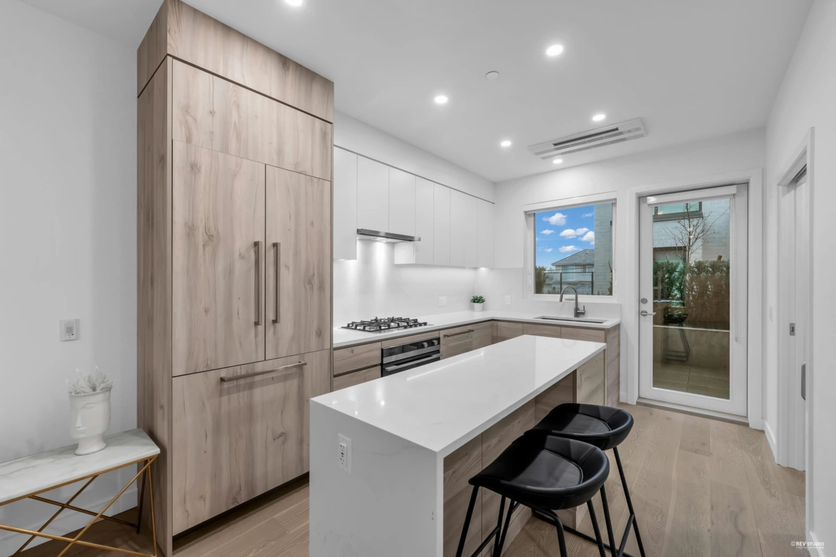 Bedroom 2 Photo of 659 W 30th Avenue, Vancouver, BC