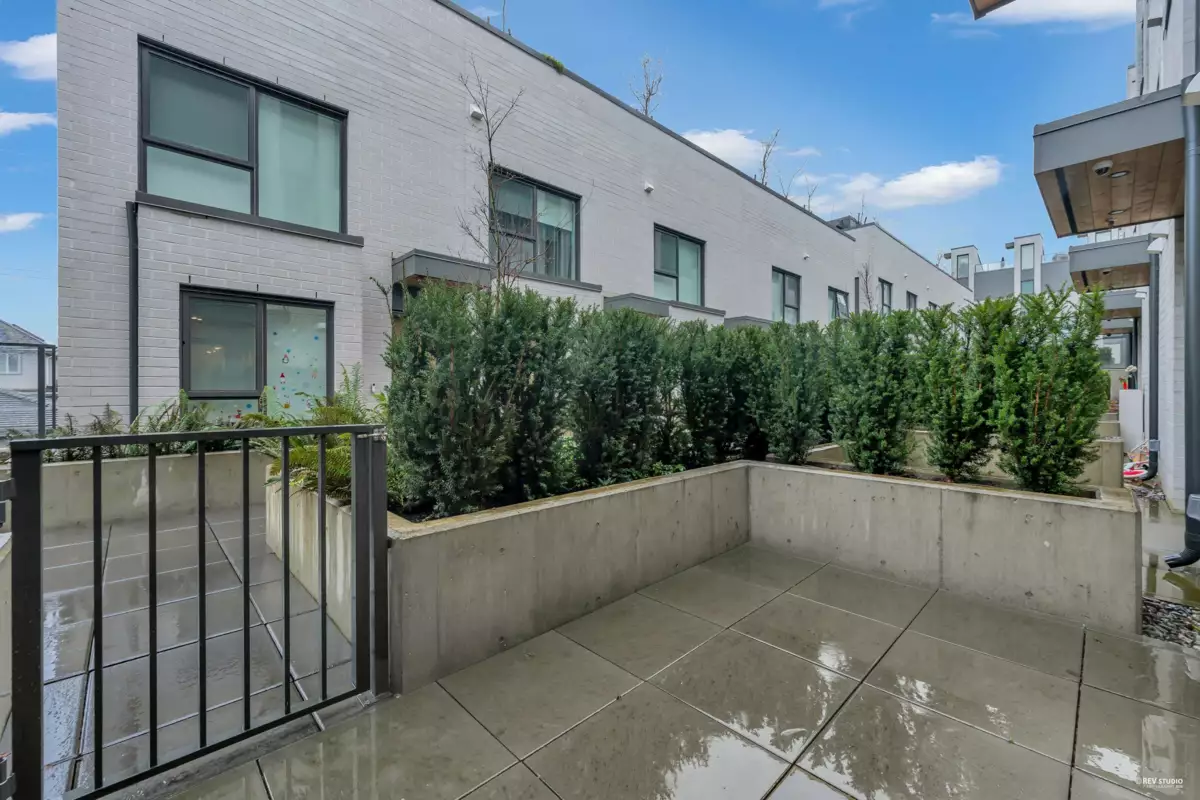 Outdoor Patio Photo of 659 W 30th Avenue, Vancouver, BC