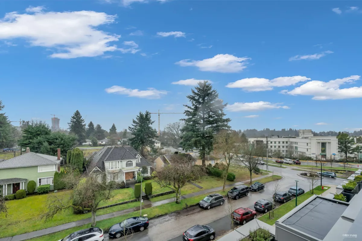 Street View Photo of 659 W 30th Avenue, Vancouver, BC
