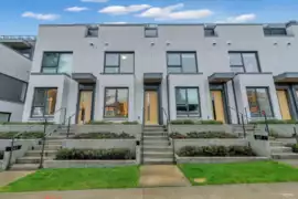 659 W 30th Avenue, Vancouver, BC
