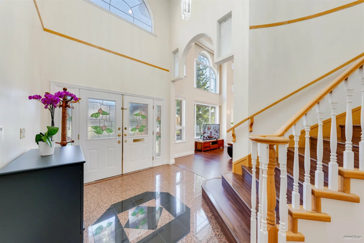 Living Room Photo of 10451 Swinton Crescent, Richmond, BC