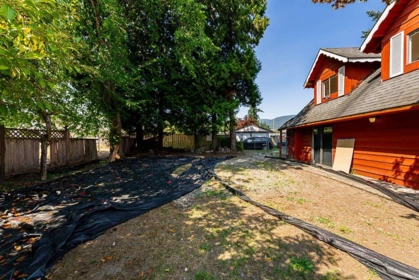 Front Yard Photo of 1747 Salisbury Avenue, Port Coquitlam, BC