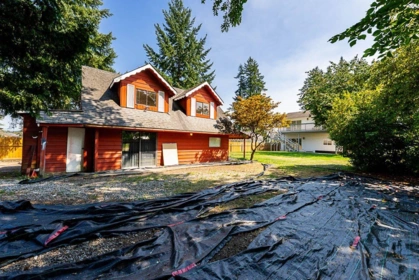Garden / Landscaping Photo of 1747 Salisbury Avenue, Port Coquitlam, BC