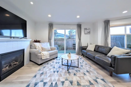 1 252 W 13th Street, North Vancouver, BC, North Vancouver — Townhouse for sale
