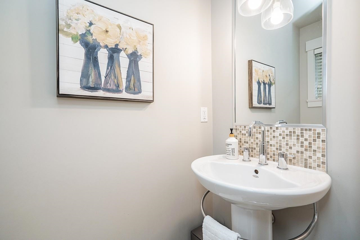 Bedroom 2 Photo of 5946 Oak Street, Vancouver, BC