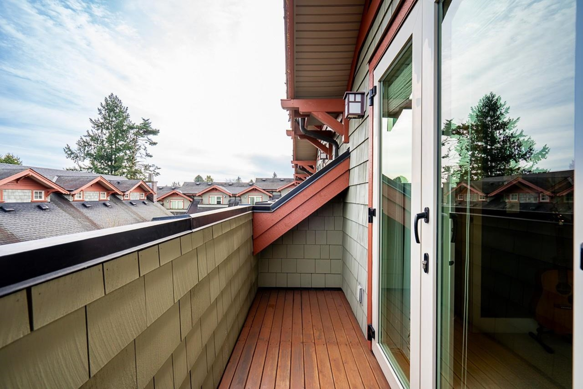 Guest Bathroom Photo of 5946 Oak Street, Vancouver, BC