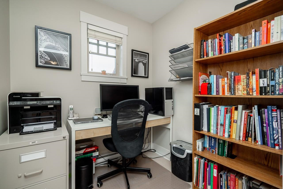 Outdoor Deck Photo of 5946 Oak Street, Vancouver, BC