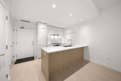 203 7928 Yukon Street, Vancouver, BC, Vancouver — Apartment/Condo for sale