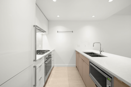 203 7928 Yukon Street, Vancouver, BC, Vancouver — Apartment/Condo for sale
