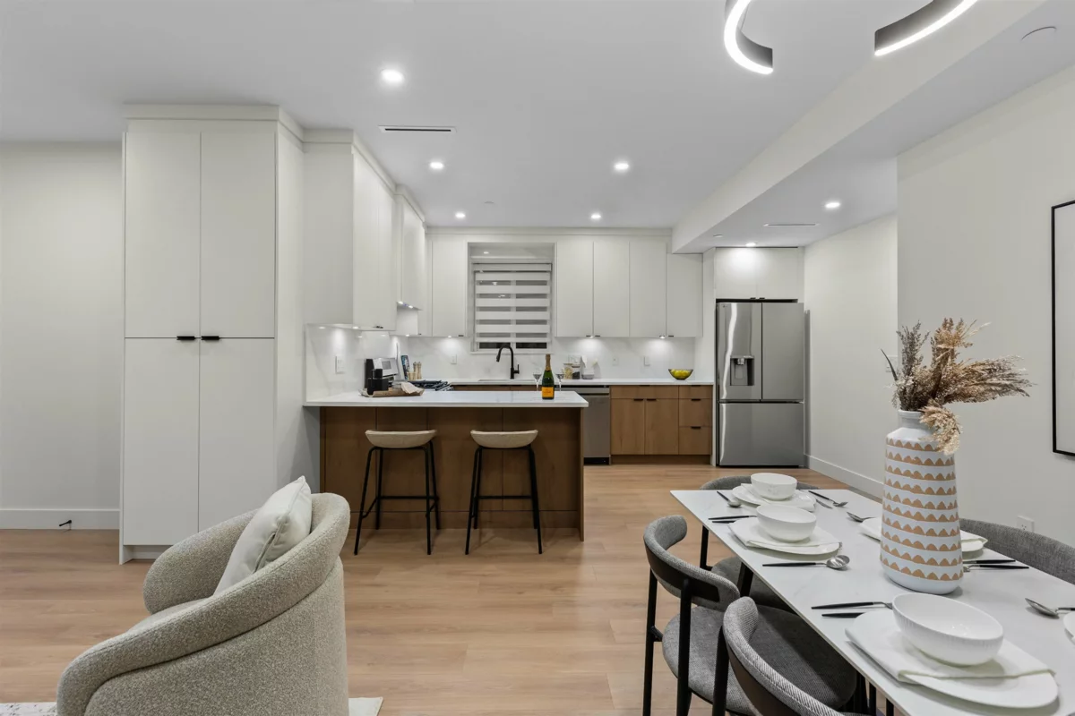 Pantry Photo of 1 435 E 47th Avenue, Vancouver, BC