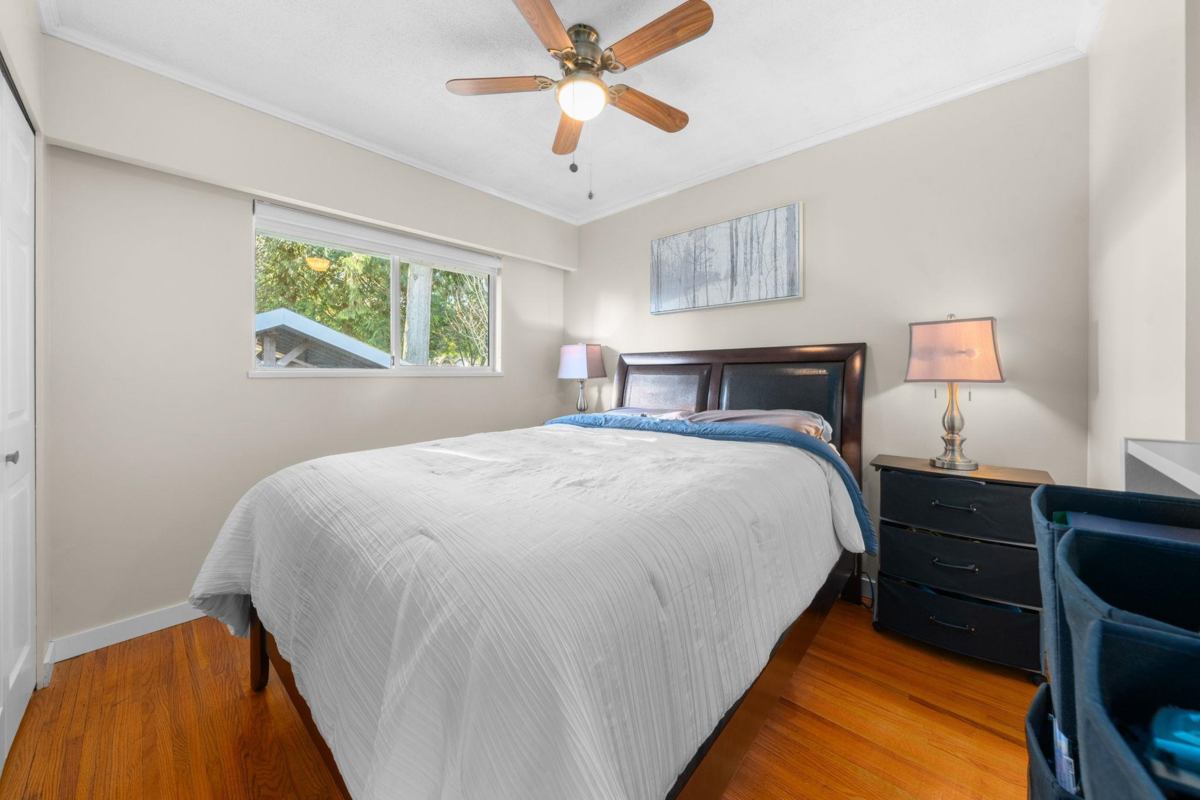Entry Foyer Photo of 20722 46a Avenue, Langley, BC
