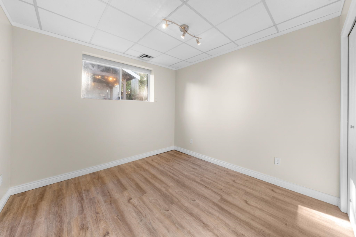 Swimming Pool Photo of 20722 46a Avenue, Langley, BC