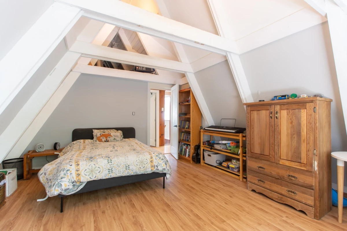 Hallway Photo of 1155 Judd Road, Squamish, BC