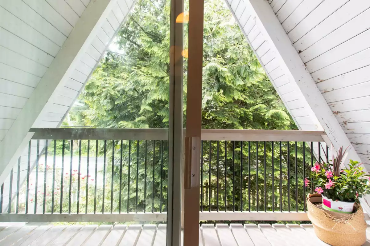 Laundry Room Photo of 1155 Judd Road, Squamish, BC