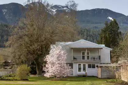 Outdoor Patio Photo of 1155 Judd Road, Squamish, BC