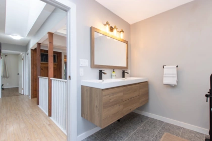Powder Room Photo of 1155 Judd Road, Squamish, BC