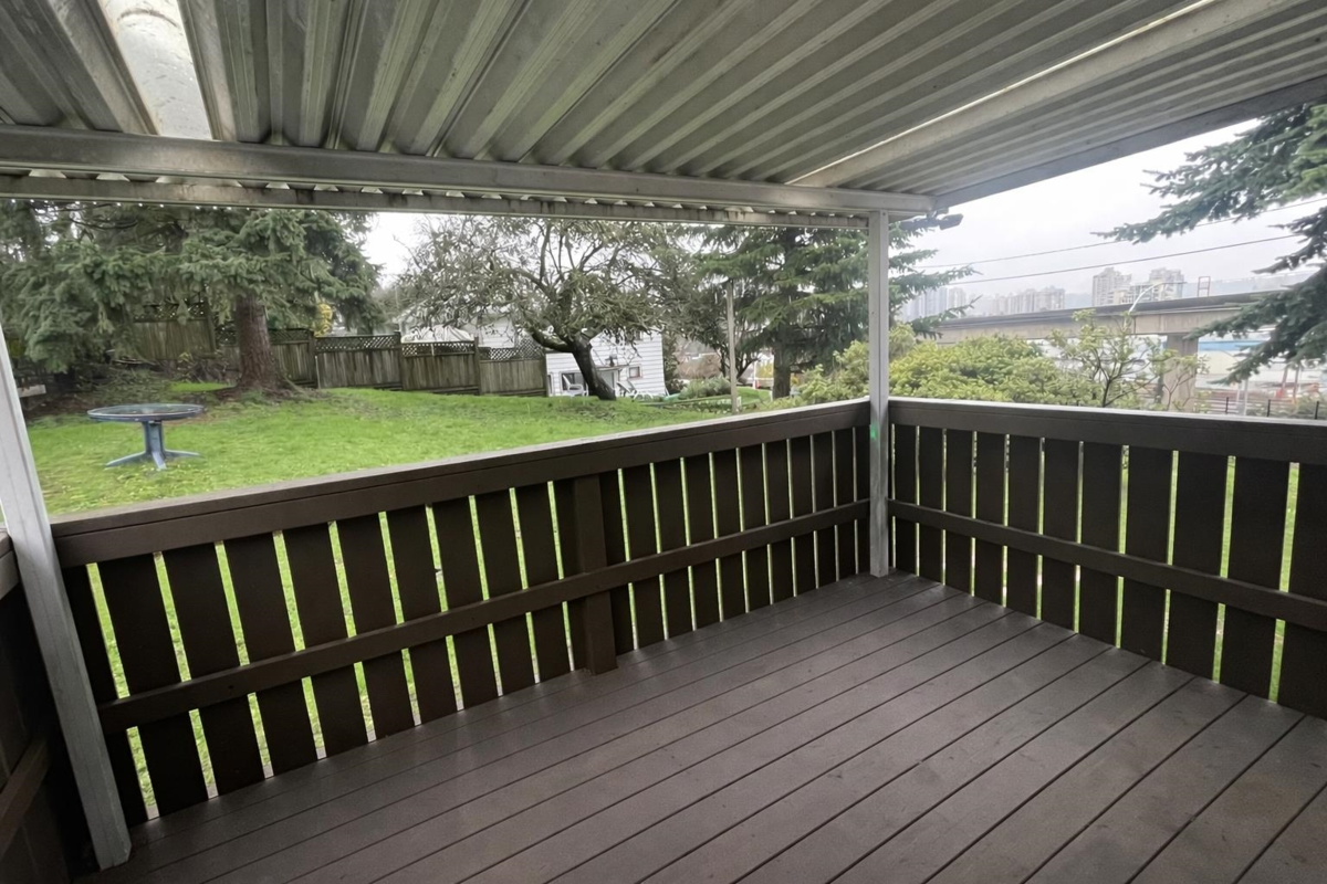 Bedroom 4 Photo of 525 Sixteenth Street, New Westminster, BC