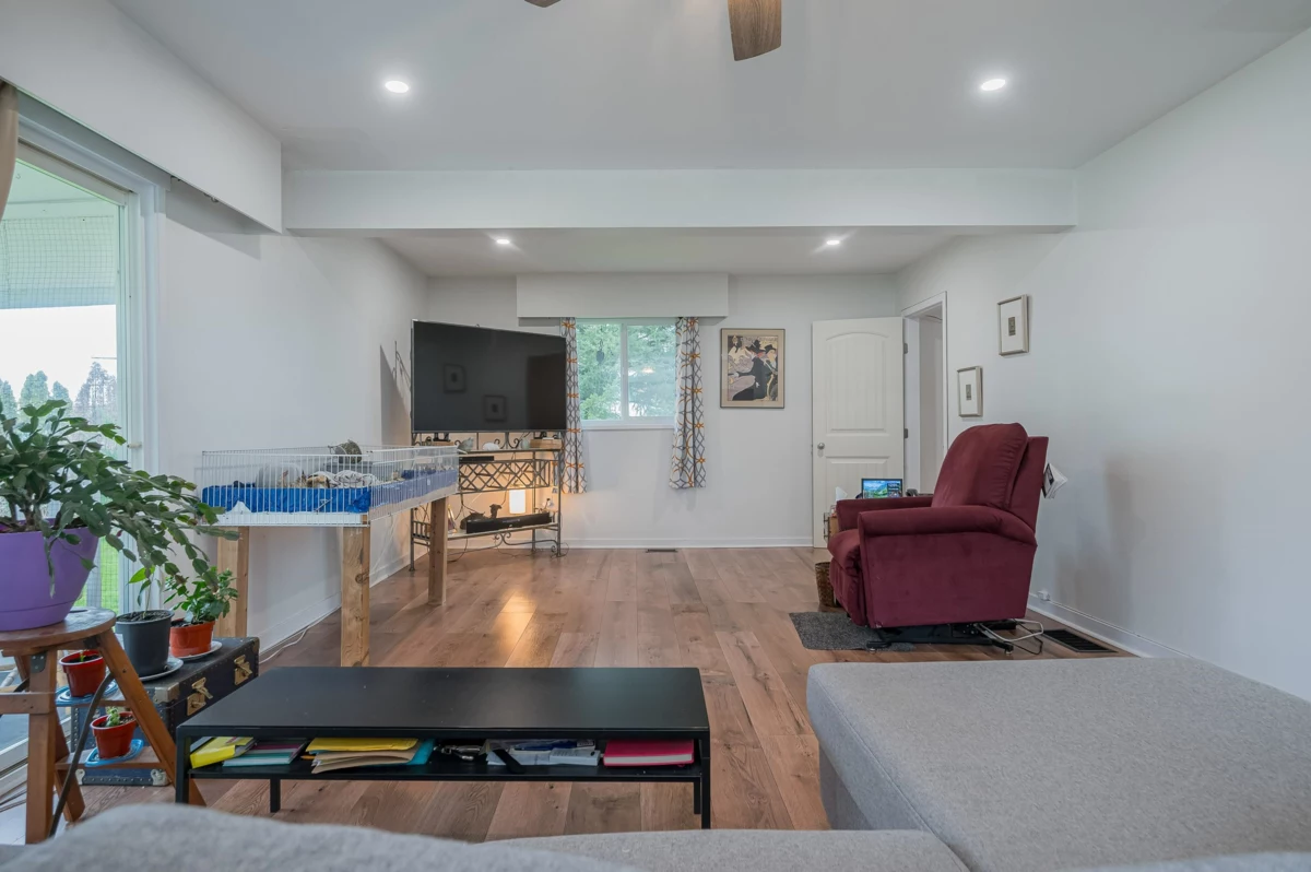 Dining Area Photo of 36113 Page Road, Abbotsford, BC