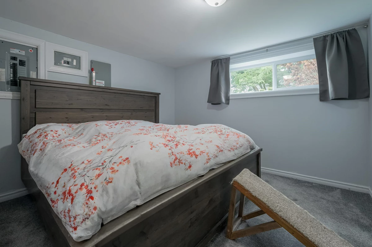 Laundry Room Photo of 36113 Page Road, Abbotsford, BC