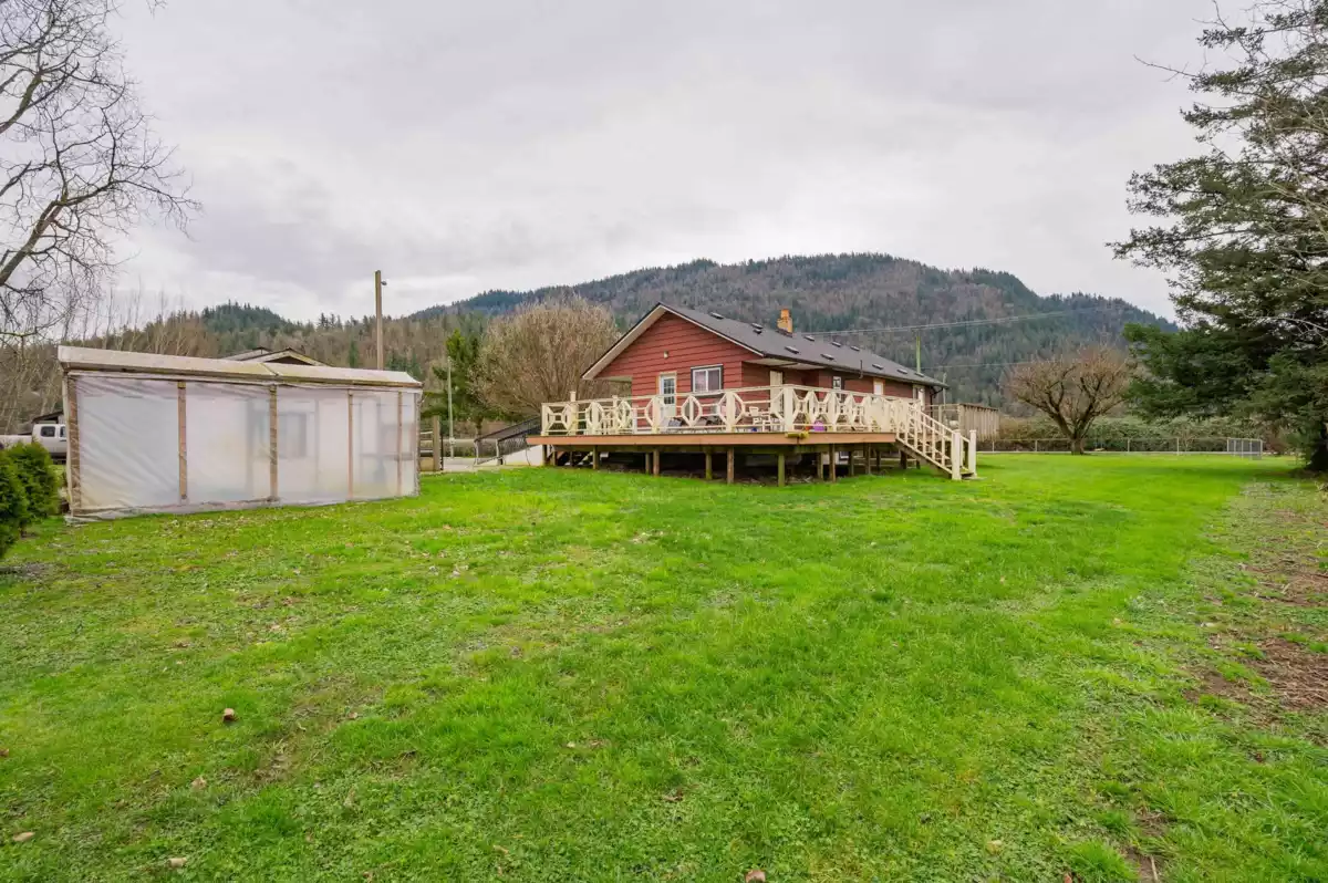 Outdoor Deck Photo of 36113 Page Road, Abbotsford, BC