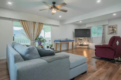 36113 Page Road, Abbotsford, BC, Abbotsford — Single Family Residence for sale