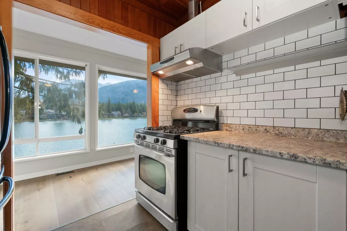 Bedroom 2 Photo of 36 Lakeshore Drive, Cultus Lake, BC