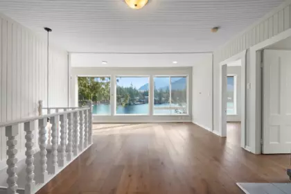 Breakfast Nook Photo of 36 Lakeshore Drive, Cultus Lake, BC