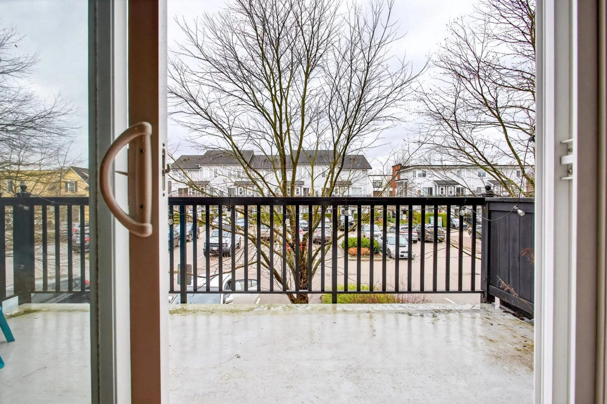 Breakfast Nook Photo of 19 19572 Fraser Way, Pitt Meadows, BC