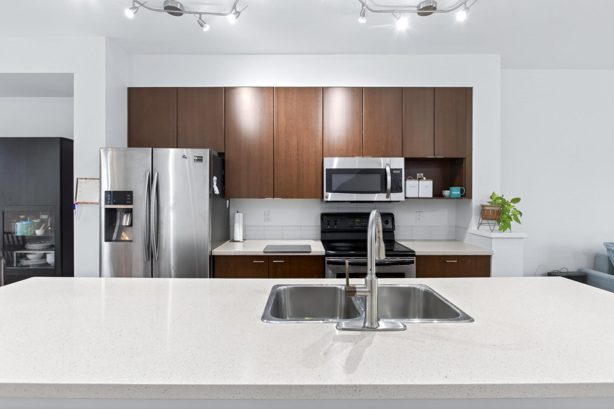 Dining Area Photo of 19 19572 Fraser Way, Pitt Meadows, BC