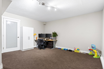 Laundry Room Photo of 19 19572 Fraser Way, Pitt Meadows, BC
