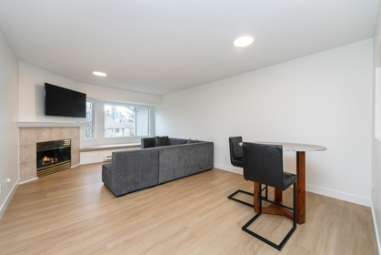303 3738 Norfolk Street, Burnaby, BC