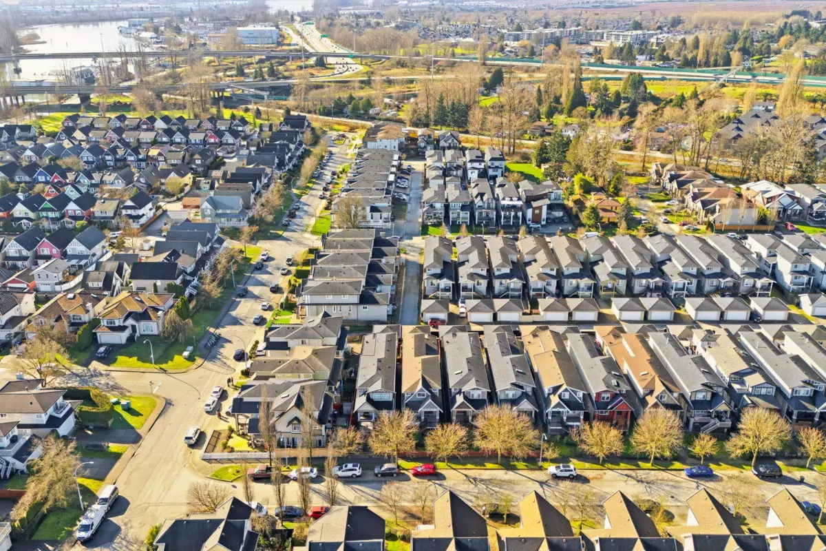 Community Amenities Photo (Clubhouse) of 208 Hume Street, New Westminster, BC