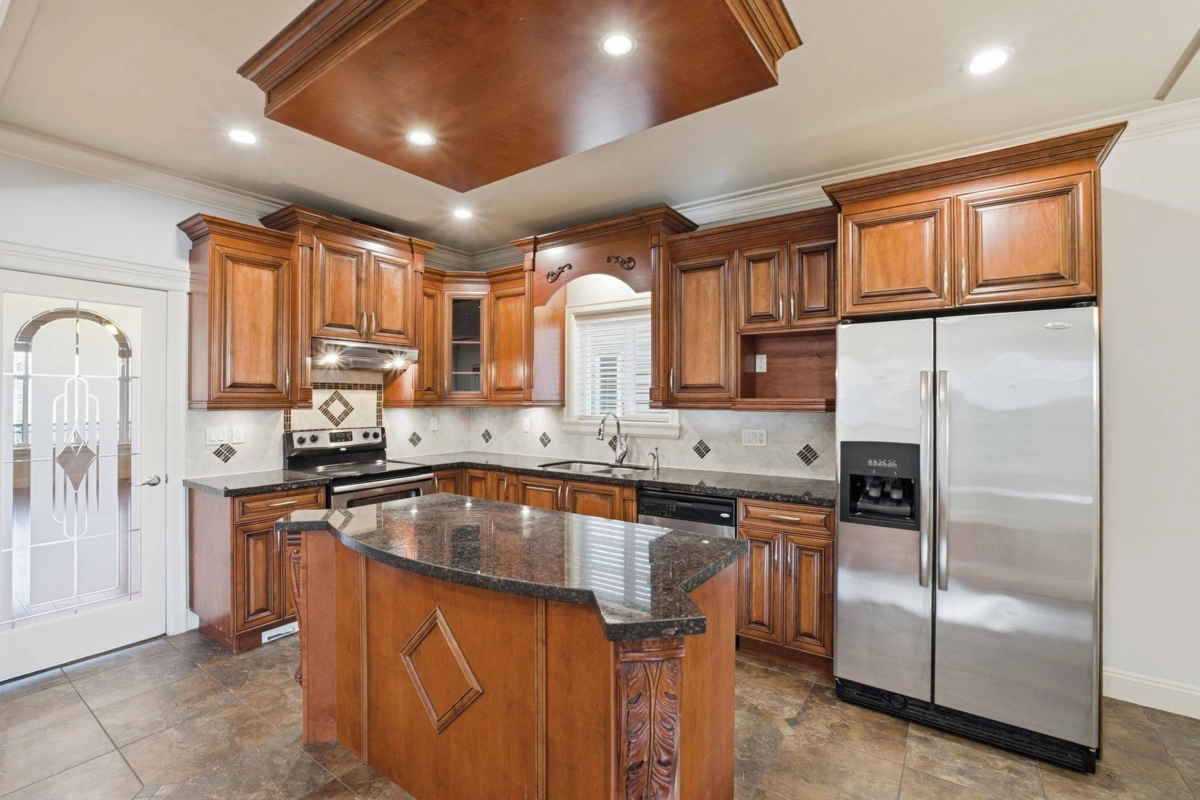 Kitchen Photo of 208 Hume Street, New Westminster, BC