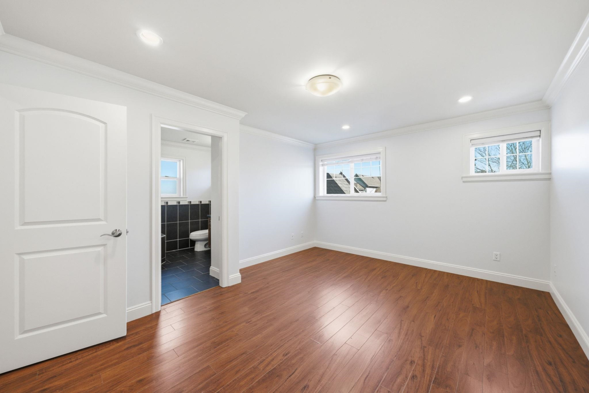 Laundry Room Photo of 208 Hume Street, New Westminster, BC