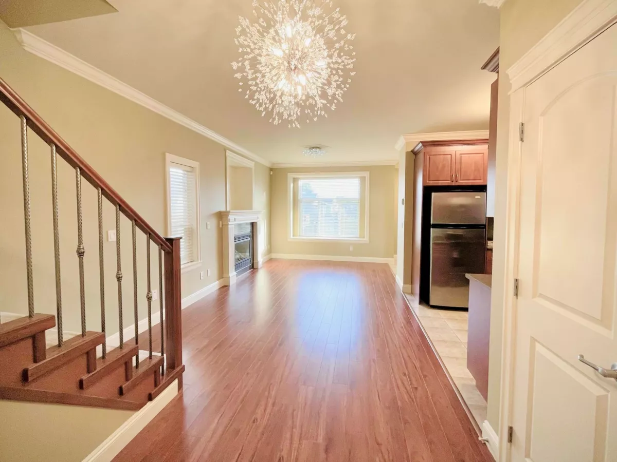Outdoor Kitchen Photo of 208 Hume Street, New Westminster, BC