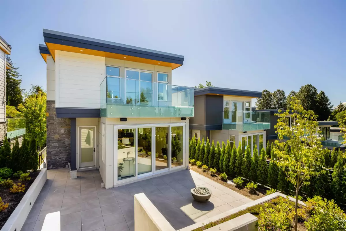 Backyard Photo of 592 Arthur Erickson Place, West Vancouver, BC