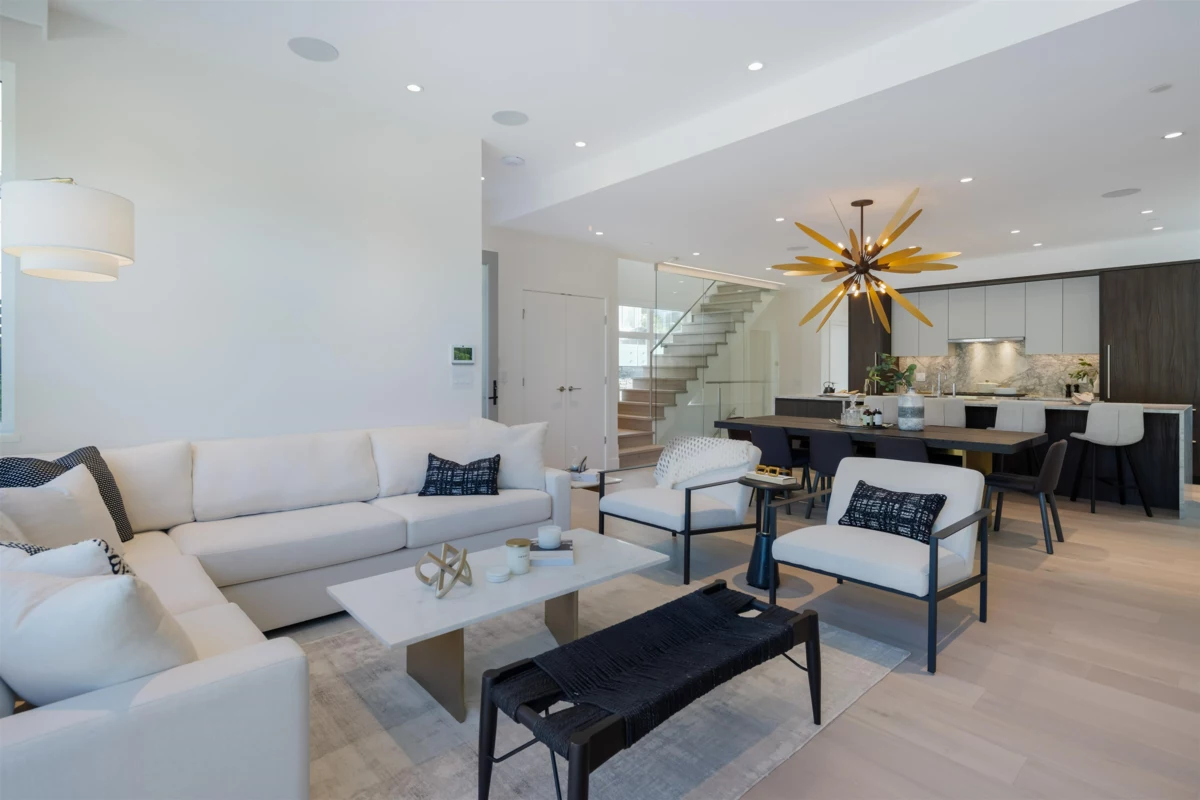 Pantry Photo of 592 Arthur Erickson Place, West Vancouver, BC