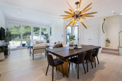 Breakfast Nook Photo of 592 Arthur Erickson Place, West Vancouver, BC