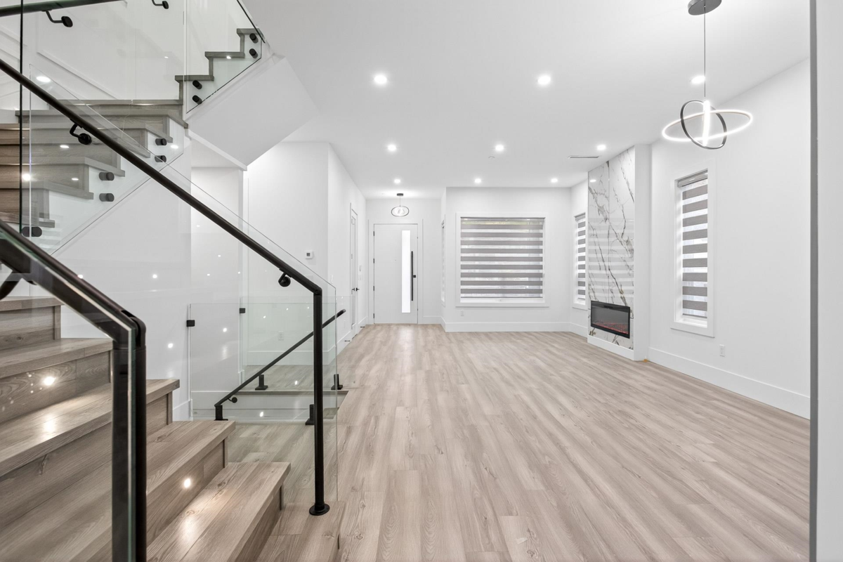 Kitchen Island Photo of 13178 236b Street, Maple Ridge, BC